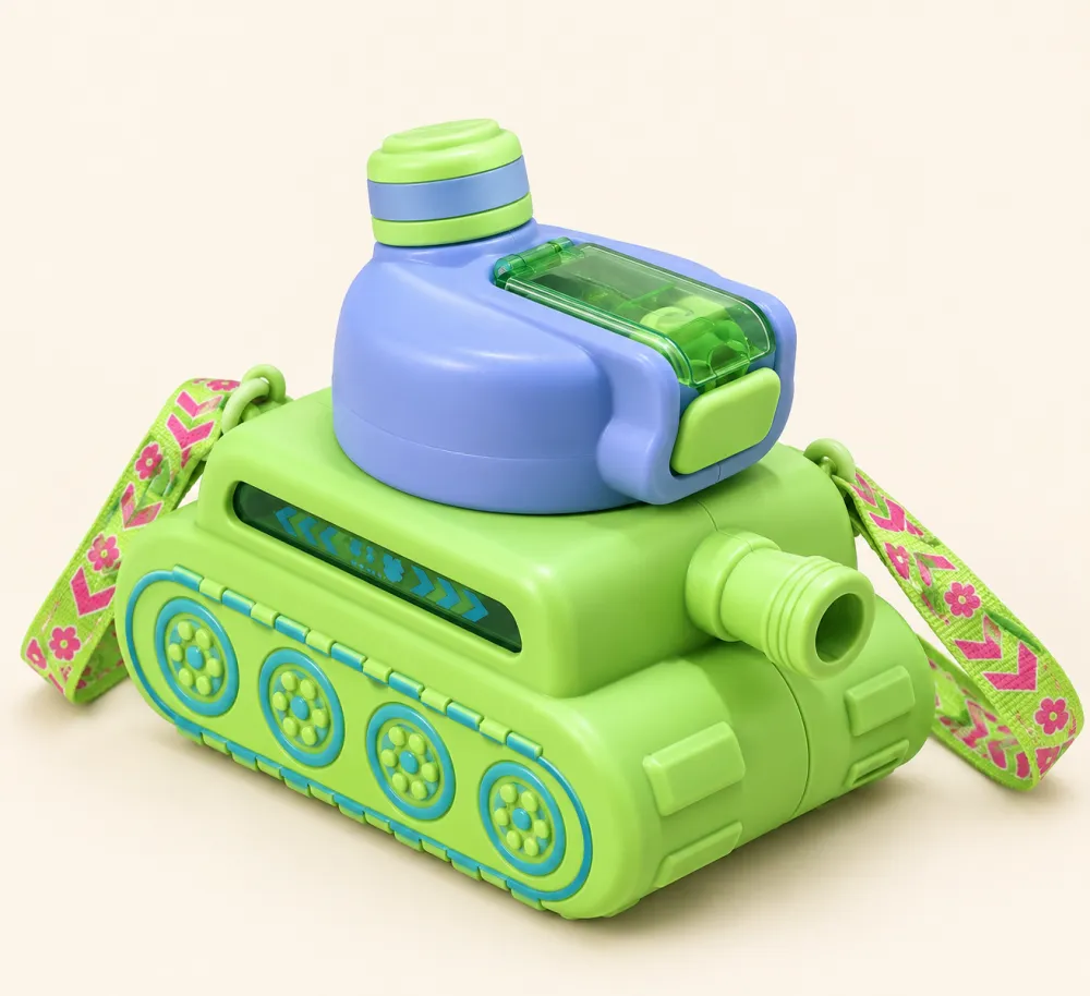 Tank design water bottle